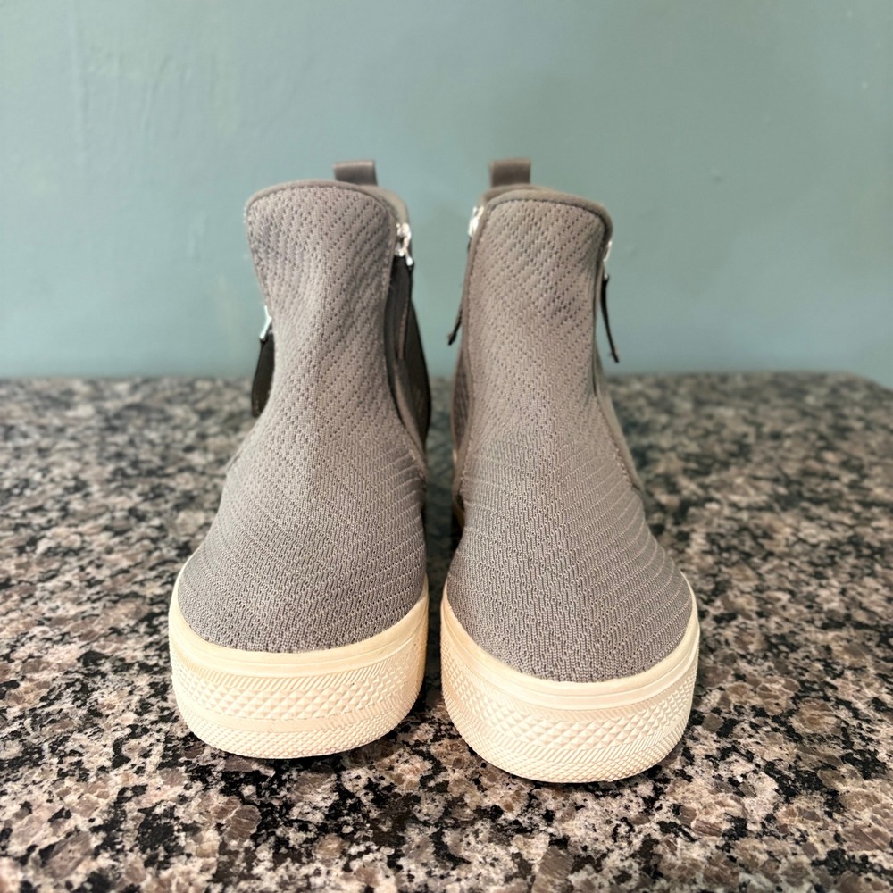 Steve Madden Waltz Grey Knit Wedge Sneakers High Top Zip Shoes WLT02S1 Womens 6M